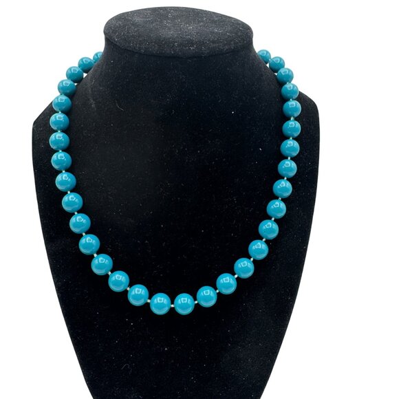 Turquoise Acrylic Round Bead Necklace Gold Tone Clasp 17 Inch Length - Picture 2 of 3